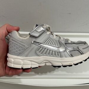 Nike Kids' Gray and Silver Sneakers